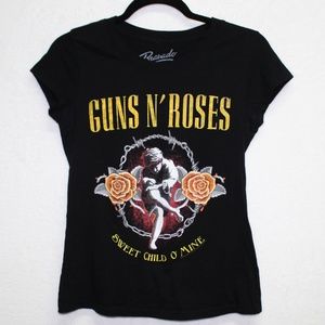 Guns N Roses black band tee Sweet Child O Mine